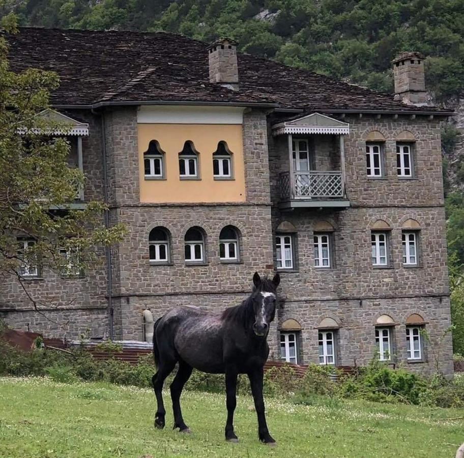 Hotel Petrotechno Tsepelovo Zewnętrze zdjęcie